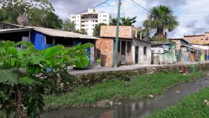 Manaus fica entre 20 maiores cidades do país com piores índices de saneamento básico pelo oitavo ano seguido
