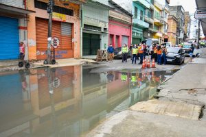 Áreas alagadas de Manaus recebem ação de prevenção contra o mosquito da dengue