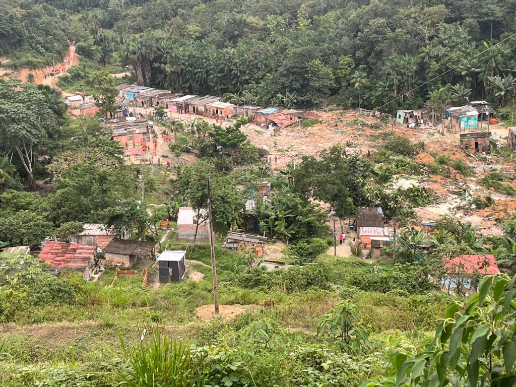 Manaus decreta calamidade pública após estragos causados por chuvas