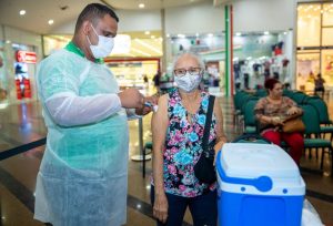 Campanha de vacinação contra gripe tem baixa adesão em Manaus
