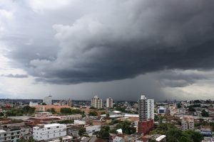 Inmet emite alerta laranja de chuvas para o Amazonas