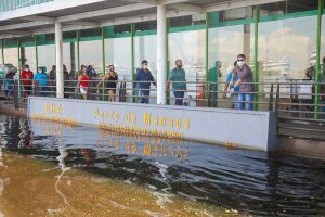 Cheia: nível do Rio Negro em Manaus atinge cota de inundação