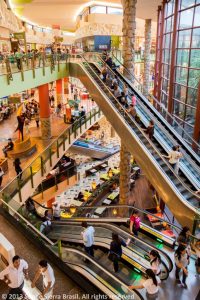 Shoppings de Manaus terão horário ampliado para compras do dia das mães