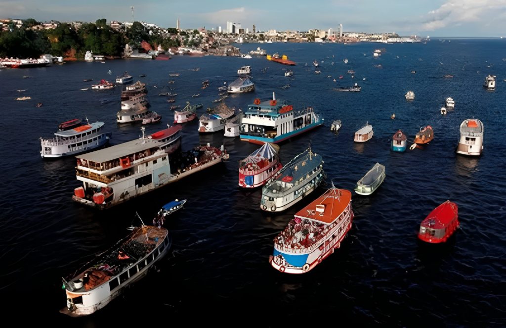 Procissão fluvial de São Pedro é realizada em Manaus nesta quinta-feira (29)