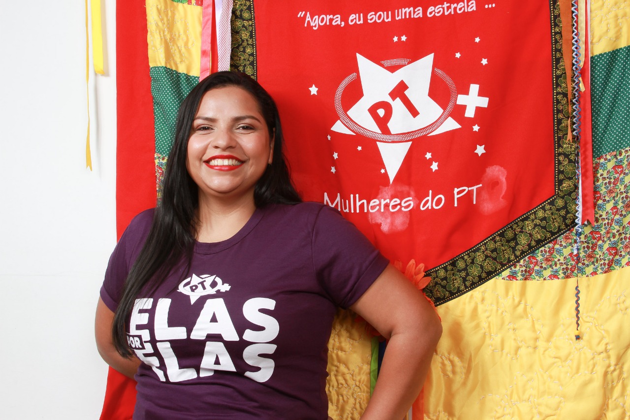 Política, com Rosiene Carvalho l Anne Moura divulga carta aberta e argumenta que teve fala deturpada